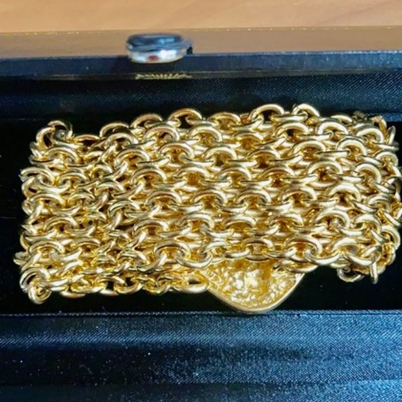 CHANEL 1980’S BYZANTINE STYLE WIDE PEARL METAL CHAIN BRACELET - Picture 6 of 12